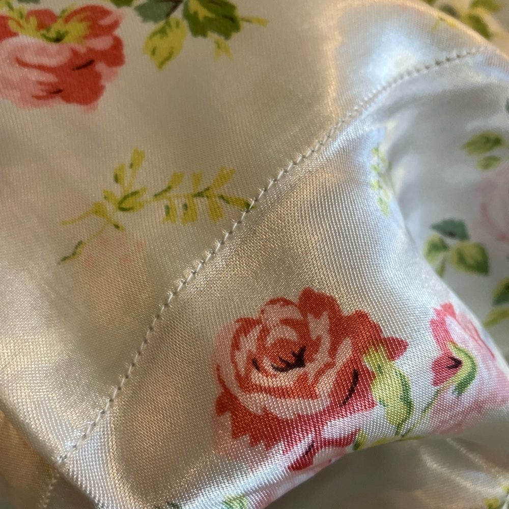 2 Floral silk like rayonne pillowcase from India, Shabby Chic